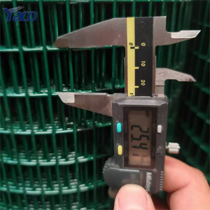 Malla de jaula de valla enrollable de malla de alambre soldado galvanizado recubierto de PVC <span class=keywords><strong>verde</strong></span> para pollo, pájaro, ganado - Product Image 2