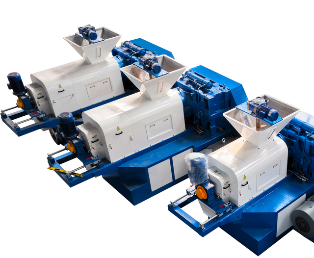 PE PP HDPE LDPE  Film Squeezing Pelletizing Machine | Plastic Dehydration Granulator