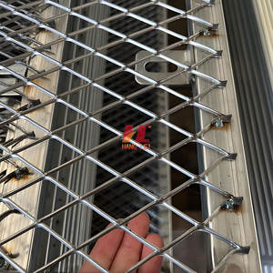 Panneaux de treillis métallique à expansion de qualité supérieure Feuilles de <span class=keywords><strong>zinc</strong></span> en acier galvanisé 0.8mm 1.5mm pour les applications de clôture de terrain - Product Image 1