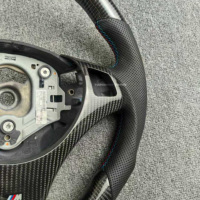 Volant Sport M en Fibre de Carbone Amélioré avec Palettes Compatible BMW M3 E92 E90 E60 E46 F20 E39 E87 E36 E82 X5 E70 X6 E71 E93