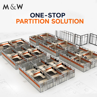 Système de bureaux modulaires M&W en forme de L avec cloisons de séparation, solution de conception d'espace de travail flexible pour bureaux privés et équipes