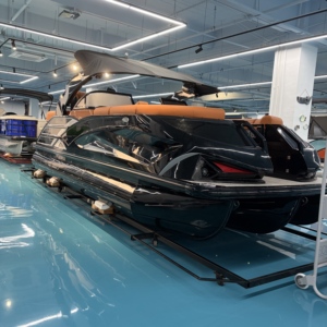 <span class=keywords><strong>Bateau</strong></span> ponton en fibre de verre certifié CE de 22 pieds, yacht de luxe sportif 2026 pour les loisirs en famille - Product Image 2