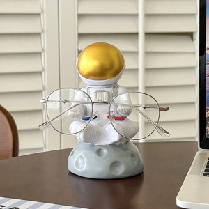 Décorations créatives en résine pour la maison, style Art <span class=keywords><strong>Déco</strong></span>, sur le thème de l'astronaute et de la monture de lunettes, vente en gros d'usine - Product Image 1
