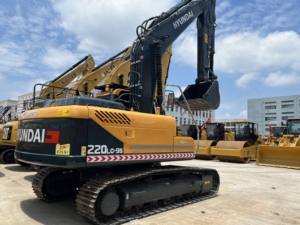 รถขุดฮุนได R220LC มือสอง สภาพดี น้ำหนัก 22 ตัน รถขุดก่อสร้าง ฮุนได Robex 220LC-9S สำหรับส่งออก - Product Image 6