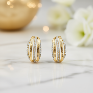 Orecchini a Cerchio Tiffany & Co. E4051 con Diamanti, Oro Giallo, Taglio Brillante Rotondo, Diamanti Naturali, Lusso per Uso Quotidiano Femminile - Product Image 2