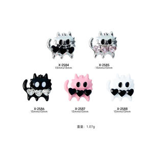 Nagels tudio Schöne Sprüh farbe Dark Style Herz Lustige Nail Art Zubehör - Product Image 1