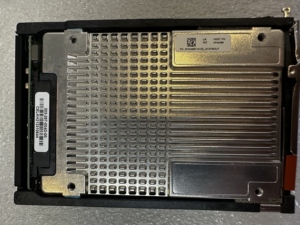 For 118999827-01 0B42726 WUSTVA176BSS200 0M48D8 005053725 <b>SSD</b> 7.68TB SAS 12Gbps 512e 2.5in Solid State Drive 118999827-01 <b>SSD</b> - Product Image 2