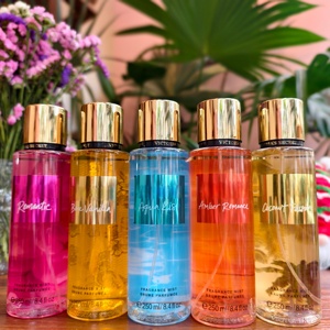 แรงบันดาลใจจาก <span class=keywords><strong>Bare</strong></span> <span class=keywords><strong>Vanilla</strong></span> Coconut 250ml น้ำหอมฉีดผิวกายกลิ่นใหม่ Sweet Body Splash Victorla Fragrance Secret สำหรับผู้หญิง - Product Image 1