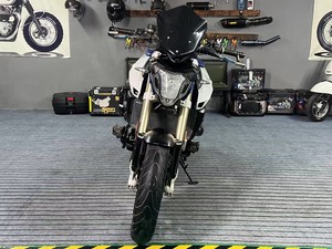 Motocyclettes d'occasion BMWF800R Moto 800cc Moto à essence Pure Performance Streetbike Sportbike État d'origine - Product Image 2