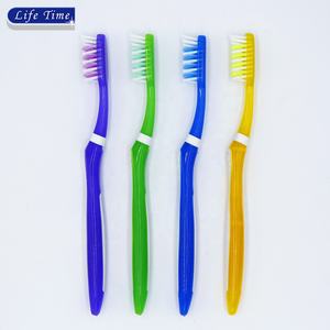 X croix décalés coloré brosse à dents <span class=keywords><strong>adulte</strong></span> à poils Translucide - Product Image 3