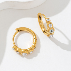 Горячая новинка: Персонализированные серьги из нержавеющей стали с цирконами, не тускнеющие, в стиле Пуэрто, с множеством камней, для женщин, золото 18 карат - Product Image 4