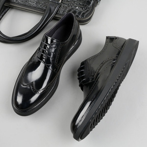 Chaussures habillées classiques rétro brillantes en cuir véritable anti-uréthane pour hommes, style automne 2026, à lacets - Product Image 3