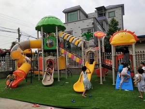 Bộ cầu trượt ngoài trời với chủ đề động vật và các tính năng tương tác giúp trẻ vui chơi và vận động thể chất - Product Image 3