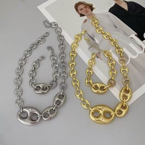 Новый набор: ожерелье и браслет из позолоченной меди 18K в форме свиного носа, модный стиль, подарок на День святого Валентина, для повседневной носки - Product Image 2