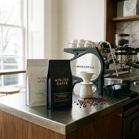Sachet de café personnalisé imprimé 250g à fond plat en aluminium refermable avec valve de dégazage unidirectionnelle