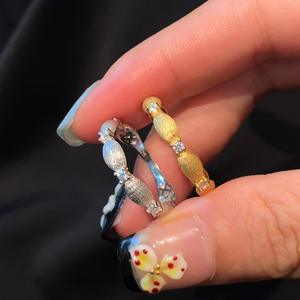 Bague en argent pur S925, style antique haut de gamme, tempérament de niche, grain de millet brossé, diamant incrusté, fleur en dentelle, bague superposée - Product Image 3