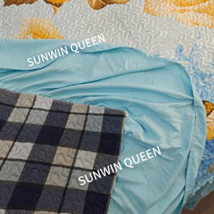 Juego <span class=keywords><strong>de</strong></span> Cubrecama Floral Reversible Moderno <span class=keywords><strong>de</strong></span> 3 Piezas a Precio <span class=keywords><strong>de</strong></span> Fábrica, con Falda para Cama, para <span class=keywords><strong>Invierno</strong></span> - Product Image 5