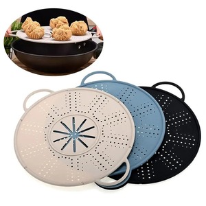 Almohadilla de silicona para vaporera con asas antiescaldaduras, resistente al calor, colgable, antiderrames, tapa de olla, bandeja de drenaje reutilizable para vaporera - Product Image 1