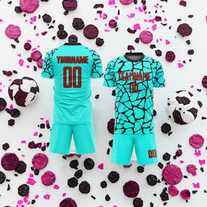Conjuntos de Uniformes de Fútbol 100% Poliéster, Ropa Deportiva de Alta Calidad, Secado Rápido, Ligera, Diseño Personalizado, Duradera y Transpirable, Pakistán - Product Image 3