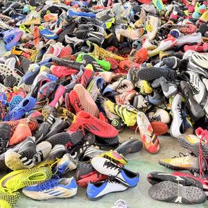 <span class=keywords><strong>Scarpe</strong></span> da Calcio di Marca Usate da Uomo Vendita all'Ingrosso dalla Fabbrica di Seconda Mano - Product Image 5