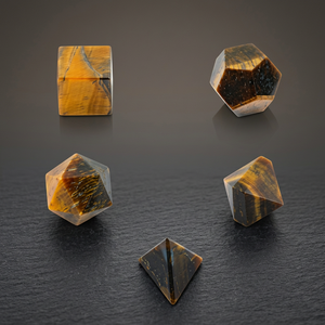 Figurine en pierre précieuse œil de tigre, 5 pièces |   Cristaux d'agate œil de tigre, minéraux de guérison, pierres précieuses, Reiki, Feng Shui, mascotte, durable, fait main - Product Image 2