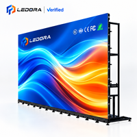 Affichage LED commercial mural 8K HDR10 P3.91 7680Hz 5000 nits haute luminosité IP65 avec garantie de 5 ans pour centre commercial
