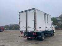 Camion frigorifique 4x2 de haute qualité, fourgonnette frigorifique, transmission manuelle diesel, camion congélateur pour la livraison de produits surgelés et de poisson