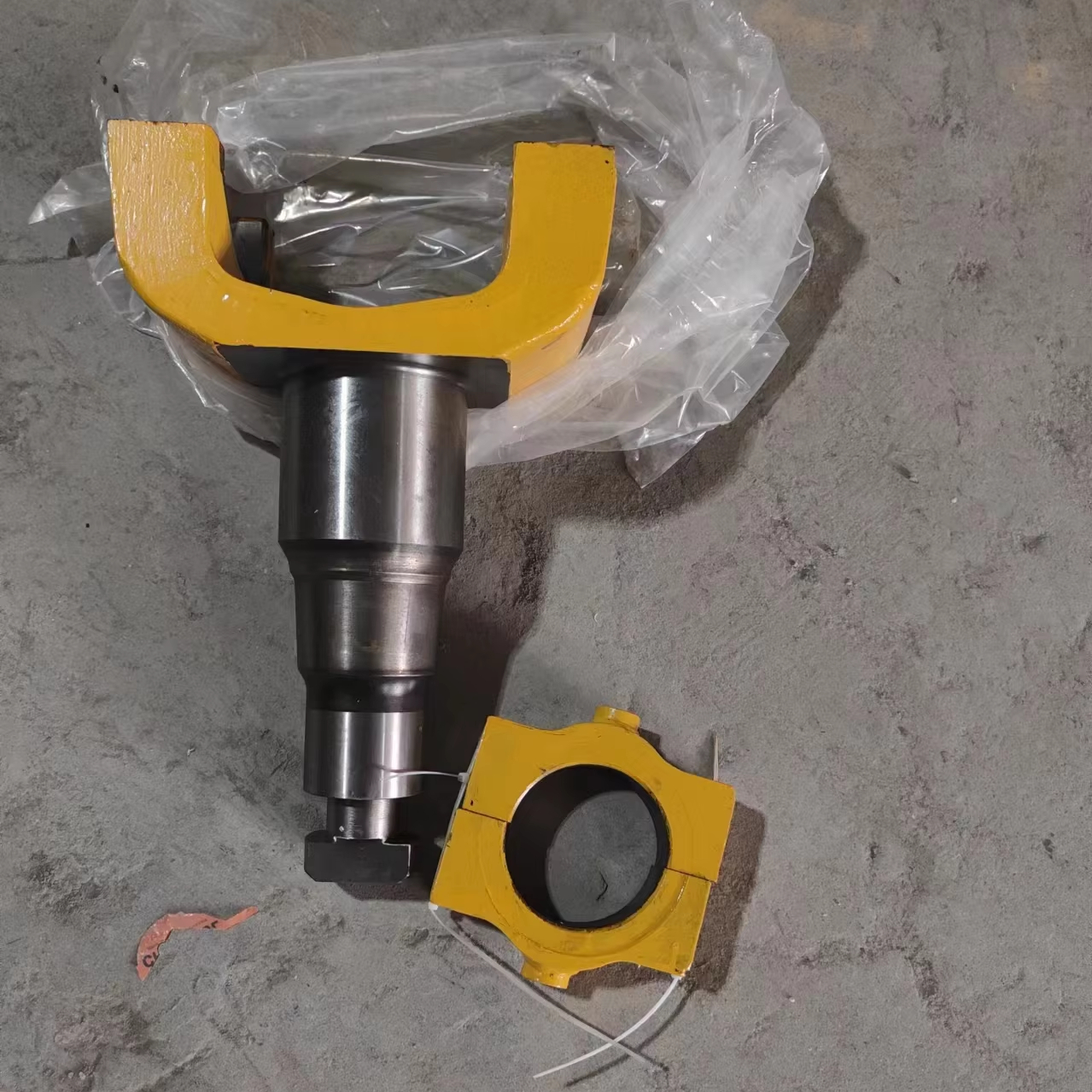 154-61-13214 for D85A-21 Bulldozer YOKE - Reliable Performance