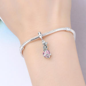 Colgante de cobre blanco en forma de rosa, corazón y mariposa, diseño original, exclusivo, accesorio de pulsera DIY de alta gama para mujer, ¡muy vendido! - Product Image 6