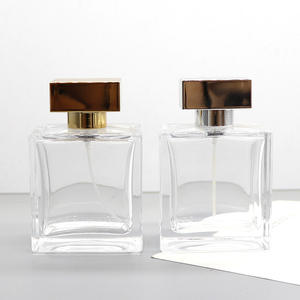 Flacon de parfum en verre blanc carré 100 ml Vaporisateur transparent Flacon cosmétique vide avec bouchons en plastique et collier en PP - Product Image 1