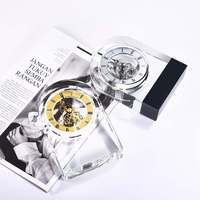 Honneur de cristal nouvelle conception 3d Laser K9 horloge de bureau de Table vierge pour cadeau Souvenirs