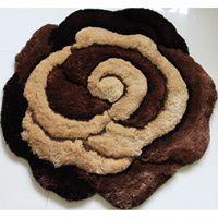 Tapis de sol décoratif pour la maison, prix bas, forme de fleur, style oriental, tapis en polyester touffeté 3D en forme de rose, tapis et carpettes