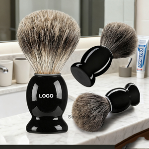 Pinceau à raser en poils de blaireau Silvertip avec logo personnalisé, kit de pinceaux à raser pour hommes avec des pinceaux à raser de haute qualité - Product Image 2