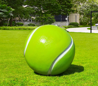 Équipement de sport populaire Sculptures Football Badminton Tennis de Table Artisanat en résine de fibre de verre Artisanat en résine de qualité supérieure