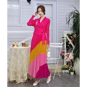 Vestito allentato per le donne <span class=keywords><strong>elegante</strong></span> Plus Size colore bloccato vestito a pieghe all'ingrosso di abbigliamento - Product Image 4