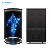 Proyector de Hologramas 3D de 75 Pulgadas, Gabinete Transparente Semicilíndrico, Holotubo LCD 4K, Interacción Humana Digital con IA y Soporte para Dialectos