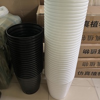 Pot plastik pot hitam putih untuk tanaman
