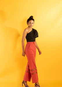 Conjunto de dos piezas Black Fire para mujer, elegante conjunto de dos piezas con diseño audaz, estilo moderno, ajuste cómodo para fiestas y ocasiones informales. - Product Image 6