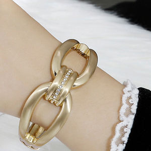 Pulsera <span class=keywords><strong>de</strong></span> aleación <span class=keywords><strong>de</strong></span> oro rosa para mujer, diseño clásico elegante, alta calidad, sin decoloración, regalo para <span class=keywords><strong>mejores</strong></span> amigos, venta al por mayor - Product Image 1