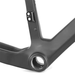 <span class=keywords><strong>Cadre</strong></span> de vélo de gravier en fibre de carbone Lightcarbon, 700*41C ou 650B*1.9'' <span class=keywords><strong>Cadre</strong></span> de vélo de <span class=keywords><strong>route</strong></span> en carbone / <span class=keywords><strong>Cadre</strong></span> de vélo de gravier + Fourche - Product Image 2