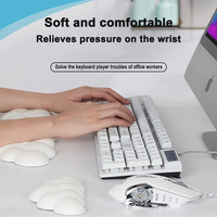 Support de clavier en forme de nuage mignon, tapis de bureau créatif pour filles, antidérapant, en silicone et mousse à mémoire de forme, doux et confortable, grande taille, pour le poignet