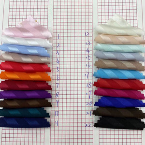 <span class=keywords><strong>Tela</strong></span> Brocada Jacquard a Rayas Tejida Personalizada a <span class=keywords><strong>Precio</strong></span> <span class=keywords><strong>de</strong></span> Fabricante, <span class=keywords><strong>Tela</strong></span> <span class=keywords><strong>de</strong></span> Satén <span class=keywords><strong>de</strong></span> Poliéster para Vestidos - Product Image 6