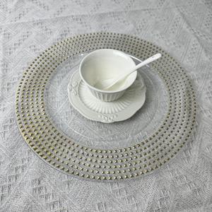 Assiettes <span class=keywords><strong>de</strong></span> table <span class=keywords><strong>de</strong></span> 13 pouces personnalisées en plastique doré étoiles mosaïque ronde transparente claire pour banquet <span class=keywords><strong>de</strong></span> fête pour réception <span class=keywords><strong>de</strong></span> mariage - Product Image 2