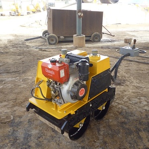 Piccolo Rullo Compattatore a Doppio Tamburo Vibrante a Benzina o Diesel, Compattatore Manuale da 2 Tonnellate - Product Image 4