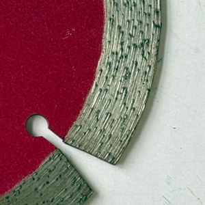 Lames de scie diamantées à segment plat de qualité industrielle OEM JIUYAN pour la découpe à sec du marbre, du granit, de la pierre et des carreaux de <span class=keywords><strong>ciment</strong></span> – Vente en gros - Product Image 2