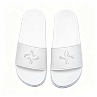Sandales plates décontractées blanches personnalisées pour femmes, chaussures de plage antidérapantes et souples pour l'automne, idéales pour l'extérieur et la mode.