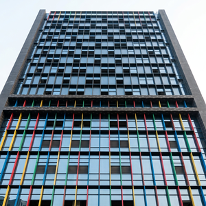 Panel de Revestimiento de Pared de Aluminio Colorido con Recubrimiento en Polvo, Revestimiento Exterior para Fachadas de Edificios Modernos - Product Image 1