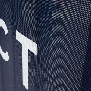 Bandera de Malla Personalizada para Eventos de Fútbol, Resistente a los Rayos UV, Disponible al <span class=keywords><strong>por</strong></span> Mayor, Transpirable, Resistente al Viento, Decoración para Áreas de Visualización al Aire Libre - Product Image 4