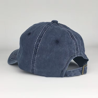 Marineblauwe vintage gewassen katoenen pet met contraststiksels, unisex casual baseballcap