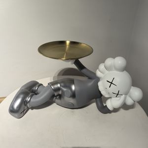 Escultura de Resina de Oso Violento Creativo, Personaje Realista de Cine y Televisión, Decoración Artesanal para el Hogar, Arte de Mesa - Product Image 1